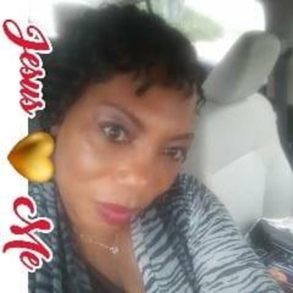 Meet your Posher, Robin - Picture 1 of 1